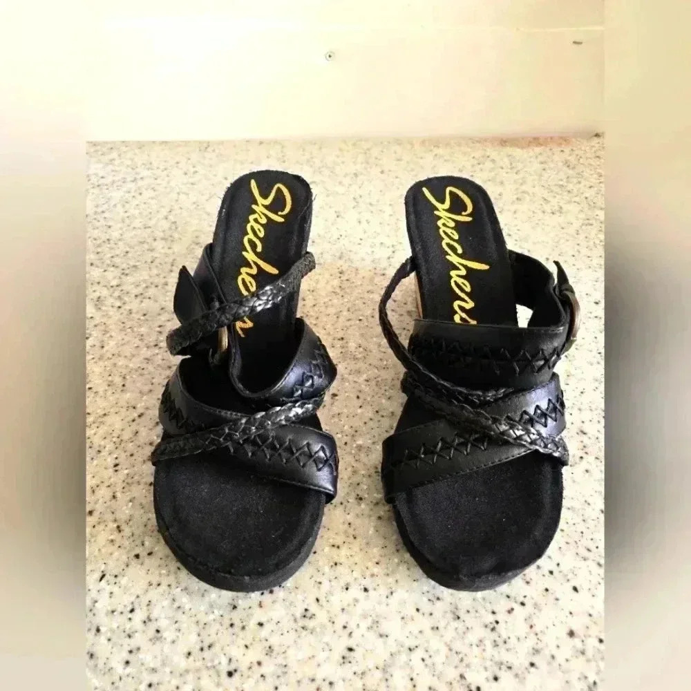 Women's Sketcher Black Leather Sandal with Heal Size 10
